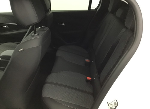 Peugeot 208 Nouvelle Hybrid 136 e-DCS6 Allure