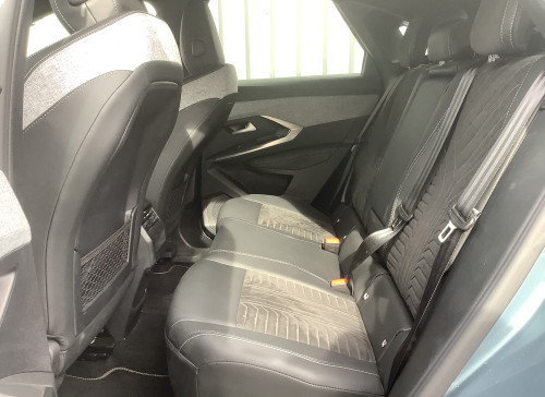 Peugeot 3008 Nouveau Hybrid 136 e-DCS6 GT