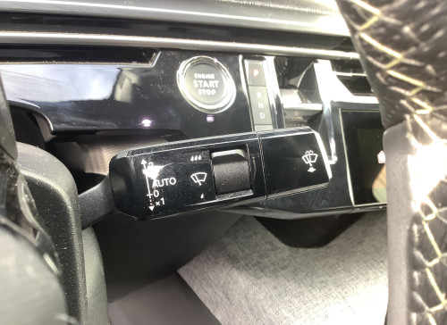 Peugeot 3008 Nouveau Hybrid 136 e-DCS6 GT