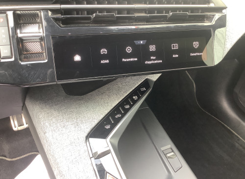 Peugeot 3008 Nouveau Hybrid 136 e-DCS6 GT