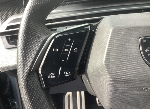 Peugeot 3008 Nouveau Hybrid 136 e-DCS6 GT