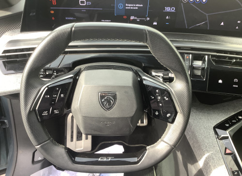 Peugeot 3008 Nouveau Hybrid 136 e-DCS6 GT