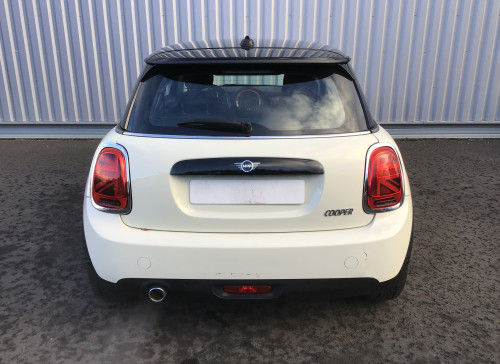 MINI HATCH 3 PORTES F56 LCI Cooper 136 ch BVA7