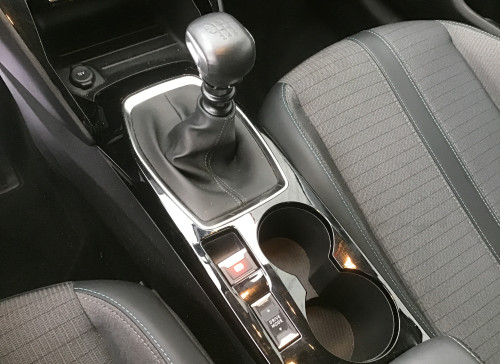 Peugeot 208 PureTech 100 S&S BVM6 Allure