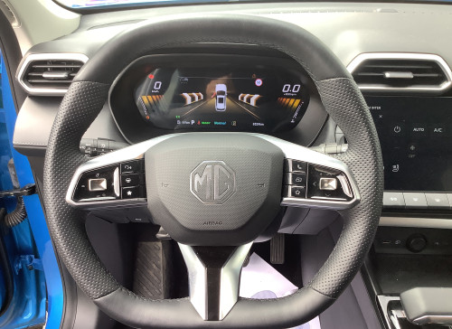 MG ZS Nouveau 1.5 L Hybrid+ 197 ch Luxury