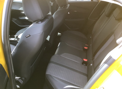 Peugeot 208 PureTech 100 S&S BVM6 Allure