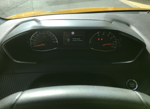 Peugeot 208 PureTech 100 S&S BVM6 Allure
