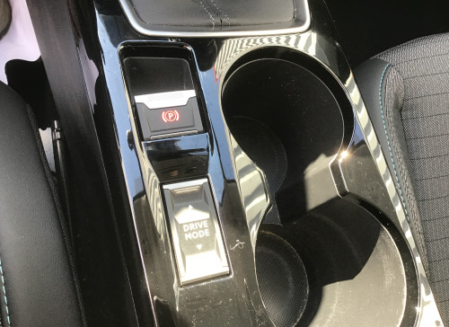 Peugeot 208 PureTech 100 S&S BVM6 Allure