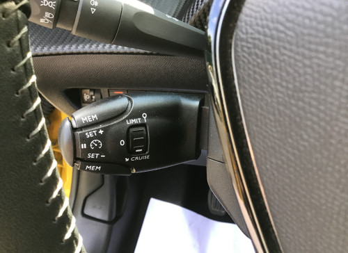 Peugeot 208 PureTech 100 S&S BVM6 Allure