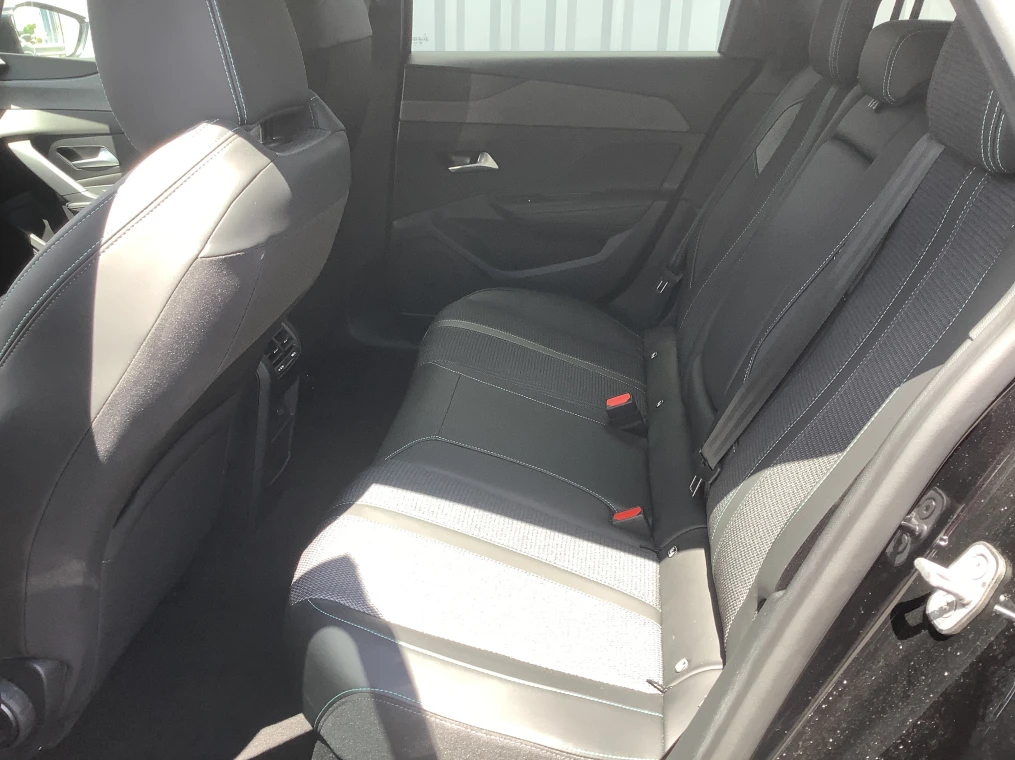 Peugeot 308 SW Hybrid 145 e-DCS6 Allure