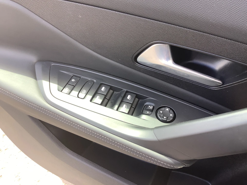 Peugeot 308 SW Hybrid 145 e-DCS6 Allure
