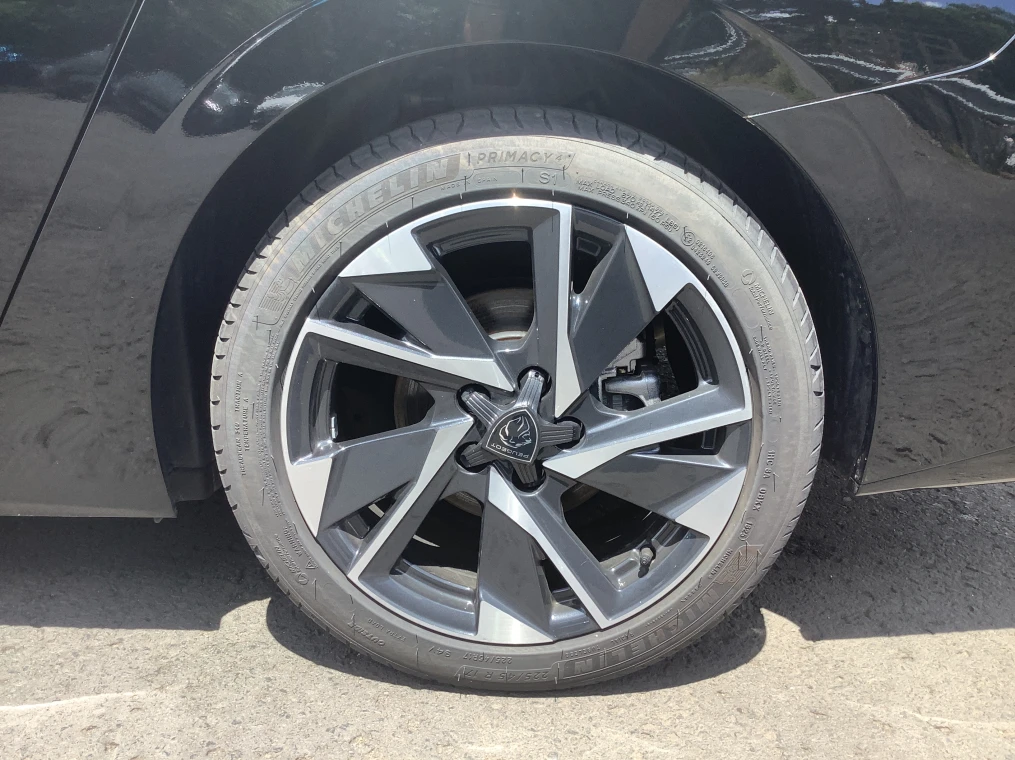 Peugeot 308 SW Hybrid 145 e-DCS6 Allure