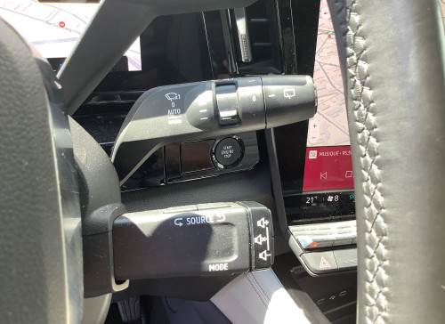 Renault ESPACE VI E-Tech hybrid 200 Iconic