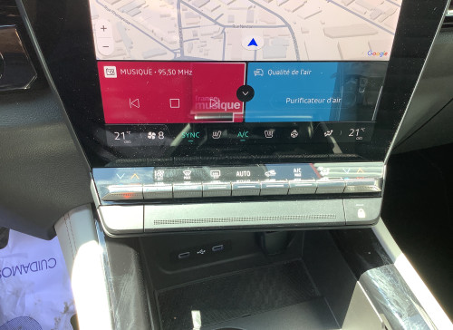 Renault ESPACE VI E-Tech hybrid 200 Iconic