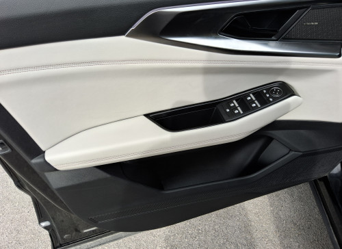 Renault ESPACE VI E-Tech hybrid 200 Iconic