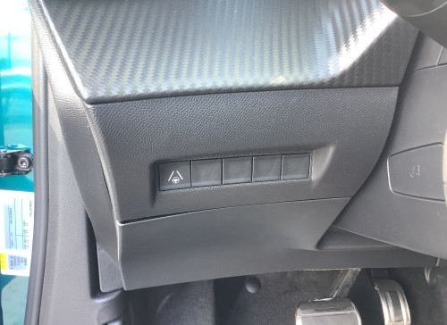 Peugeot 2008 Nouveau Hybrid 145 e-DCS6 GT