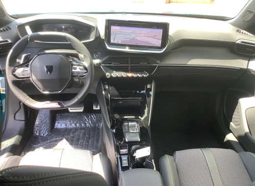 Peugeot 2008 Nouveau Hybrid 145 e-DCS6 GT