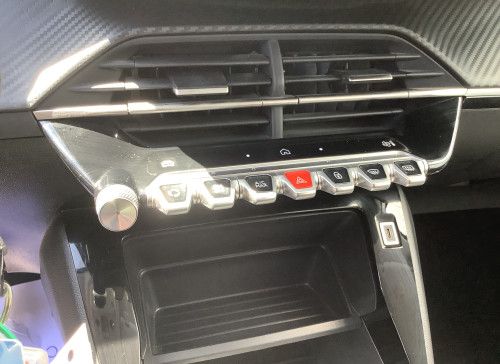 Peugeot 208 Nouvelle Hybrid 100 e-DCS6 Style