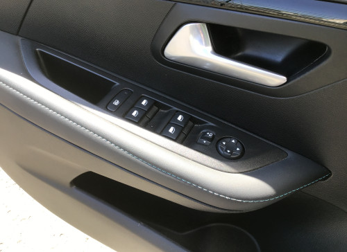 Peugeot 208 PureTech 100 S&S BVM6 Allure Pack