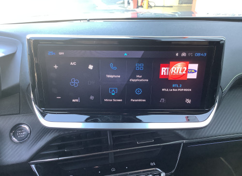 Peugeot 2008 Nouveau Hybrid 145 e-DCS6 GT