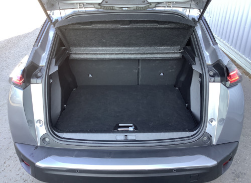Peugeot 2008 Nouveau Hybrid 145 e-DCS6 GT