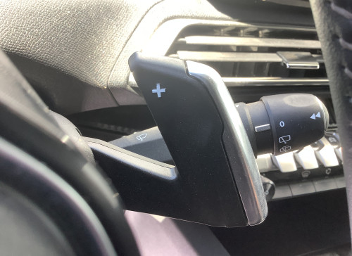 Peugeot 3008 Hybrid 136 e-DCS6 Allure Pack