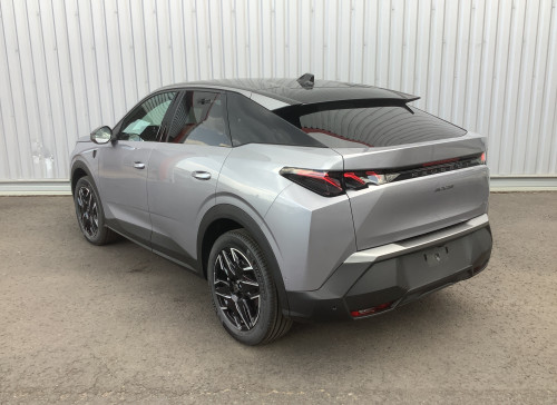 Peugeot 3008 Nouveau Hybrid 145 e-DCS6 GT