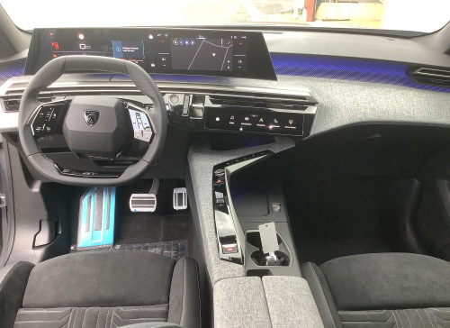 Peugeot 3008 Nouveau Hybrid 145 e-DCS6 GT