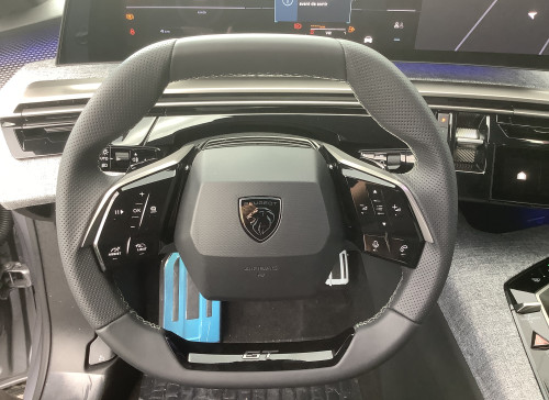 Peugeot 3008 Nouveau Hybrid 145 e-DCS6 GT