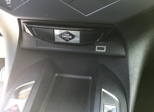 DS DS 3 Nouveau PureTech 130 EAT8 Rivoli