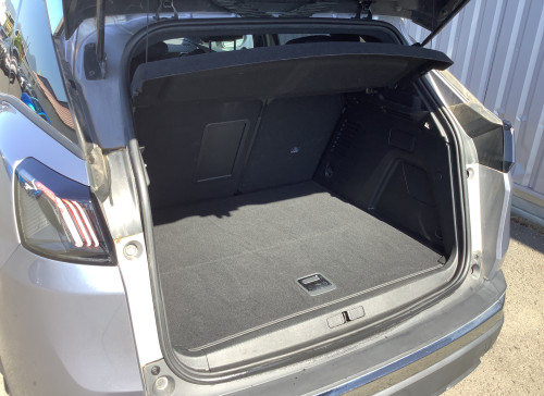 Peugeot 3008 Hybrid 180 e-EAT8 Allure Pack