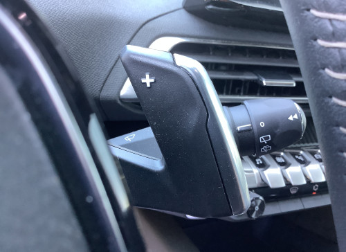 Peugeot 3008 Hybrid 180 e-EAT8 Allure Pack