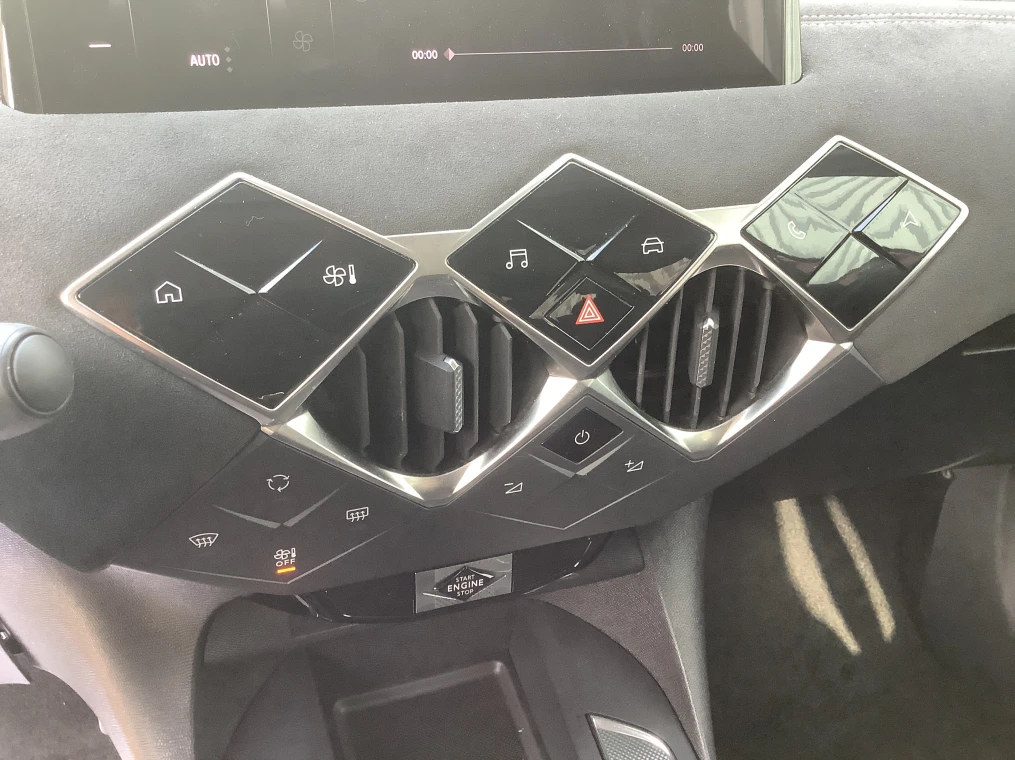 DS DS 3 PureTech 100 BVM6 Performance Line