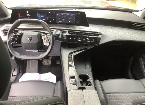 Peugeot 3008 Nouveau Hybrid 136 e-DCS6 Allure