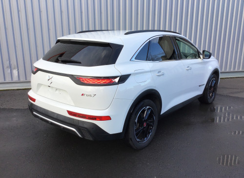 DS DS7 CROSSBACK BlueHDi 130 EAT8 Performance Line+