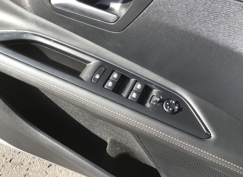 Peugeot 3008 BlueHDi 130ch S&S EAT8 GT Line
