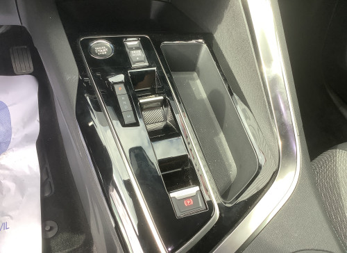 Peugeot 3008 Hybrid 145 e-DCS6 Allure Pack