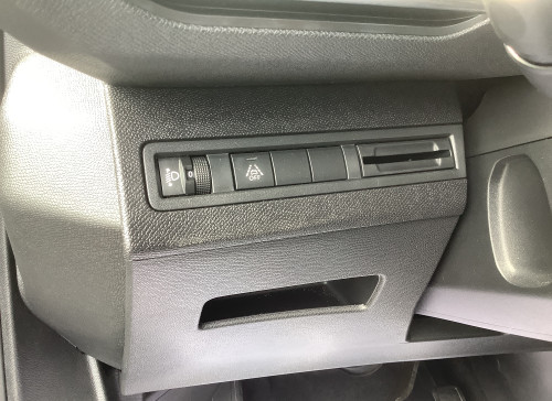 Peugeot 3008 Hybrid 145 e-DCS6 Allure Pack