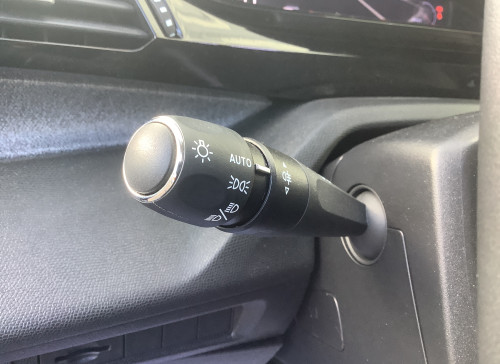 Peugeot 408 Hybrid 136 e-DCS6 Allure