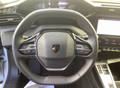 Peugeot 408 Hybrid 136 e-DCS6 Allure