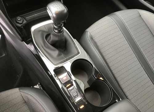 Peugeot 208 PureTech 100 S&S BVM6 Allure