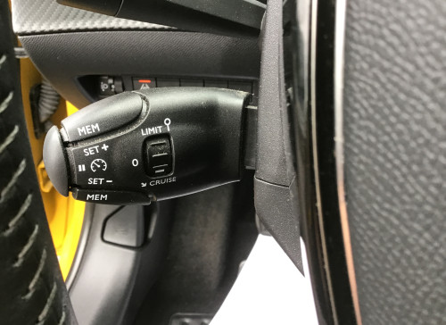 Peugeot 208 PureTech 100 S&S BVM6 Allure