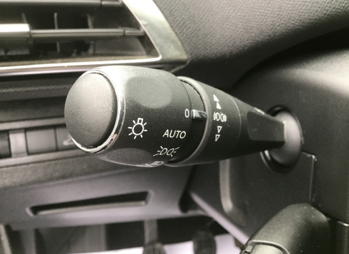 Peugeot 3008 BlueHDi 130ch S&S BVM6 Allure