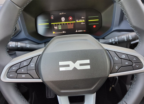 Dacia BIGSTER Nouveau Mild Hybrid 140 Expression
