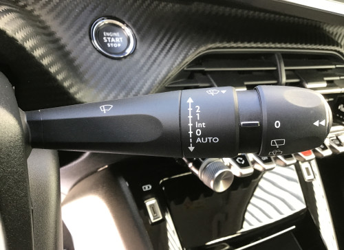 Peugeot 208 Nouvelle PureTech 100 S&S BVM6 Allure