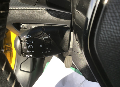 Peugeot 208 Nouvelle PureTech 100 S&S BVM6 Allure