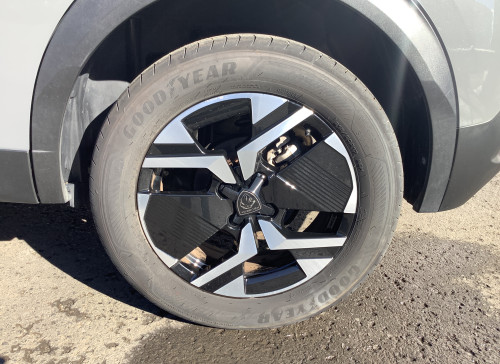 Peugeot 2008 Nouveau PureTech 130 S&S EAT8 Allure