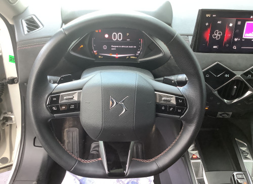 DS DS 3 Nouveau PureTech 130 EAT8 Performance Line