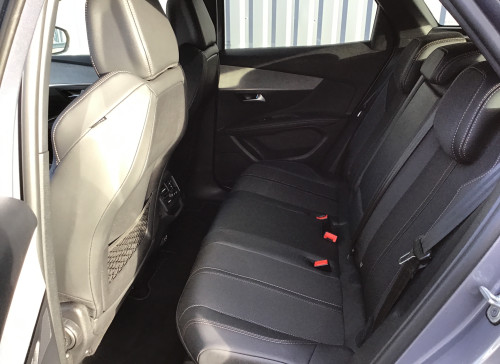 Peugeot 3008 BlueHDi 130ch S&S EAT8 GT