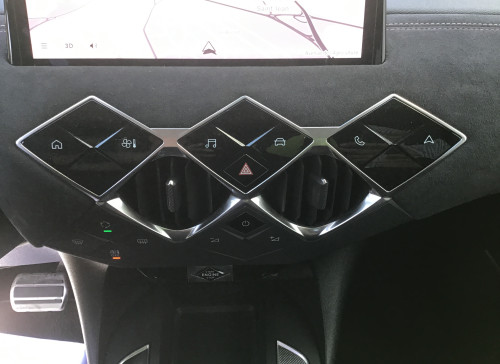 DS DS 3 Nouveau PureTech 130 EAT8 Performance Line+